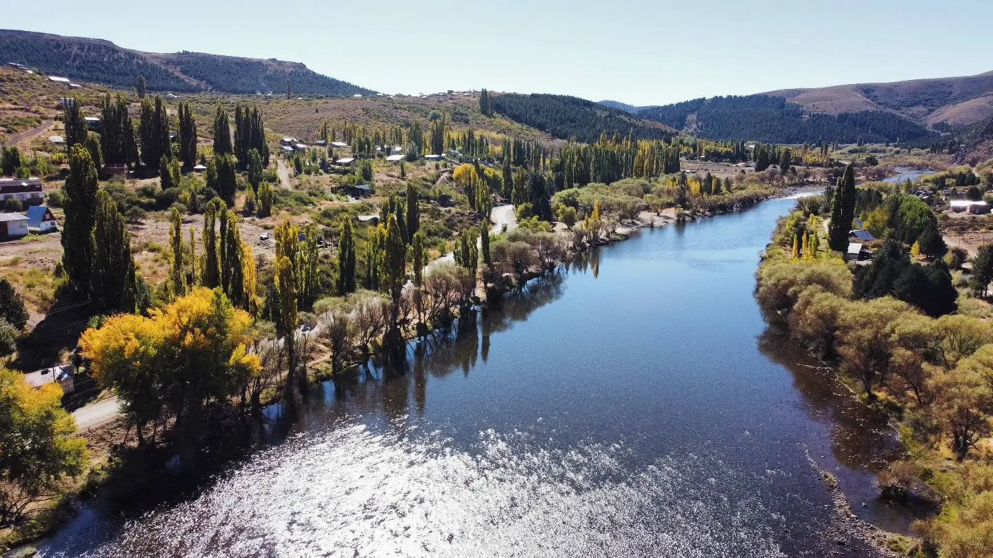 El entorno de la cordillera neuquina es el marco natural que impulsa el turismo cervecero en Aluminé.